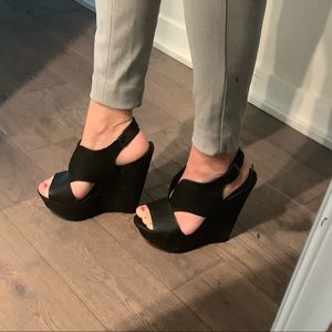 Steve Madden Black Xander Wedges!